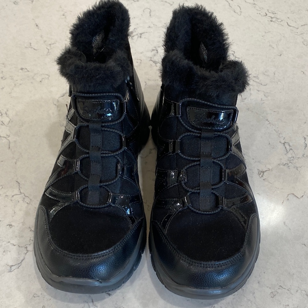 Skechers Black Fur-Lined Sneakers